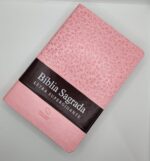 Biblia Letra Supergigante Rosa Luxo Naa com indice - Imagem 2
