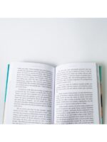 Livro Apaixonada por Ele/ Letícia Perdonsin - Imagem 3