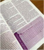 BĂblia Devocional Para Garotas | NVT | Letra Grande | Capa Dura Lettering - Imagem 2