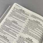 Bíblia King James 1611 - Ultrafina | Branca - Imagem 3