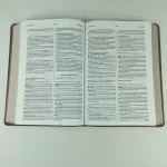 Bíblia Bilíngue Português/Inglês ACF/KJV Couro-soft marrom Leitura Perfeita - Imagem 2