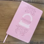 Bíblia A Mensagem Letra Gigante Capa Luxo Rosa Floral - Imagem 6