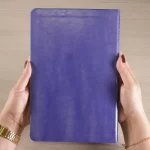 Bíblia Slim Filament | NVT | Letra Grande | Capa Couro Sintético Lilás - Imagem 10