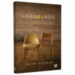 Livro Lado a lado - Como amar aqueles que estão sofrendo