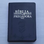 Bíblia da Pregadora Fiel Full Color ARC Capa Luxo Preta - Imagem 4