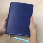 Bíblia de Estudo Aplicação Pessoal NVT Grande Luxo Azul - Imagem 8