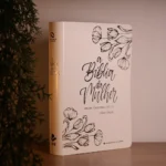 A Bíblia da Mulher NAA Capa Luxo Branca Sem Índice Nova Edição - Imagem 10