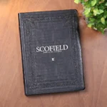 Bíblia de Estudo Scofield AEC Capa Luxo Preta - Imagem 5